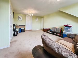 Photo 32- click for photo gallery